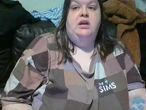 CurvyKirstiesX