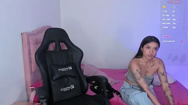 Lizzie_corner_v