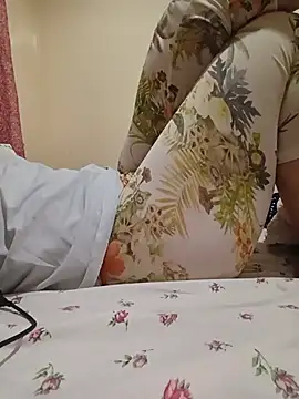Farah-_nono webcam