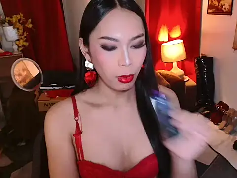 kylieEmparado live cam on StripChat