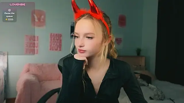 evamoonis