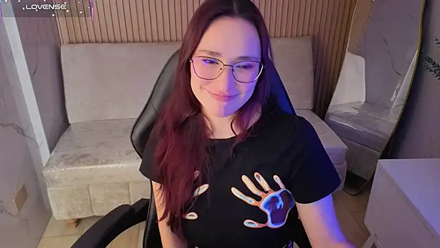 angel_bloom_cn live cam on StripChat