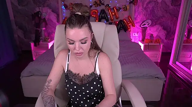 EmilyySecret