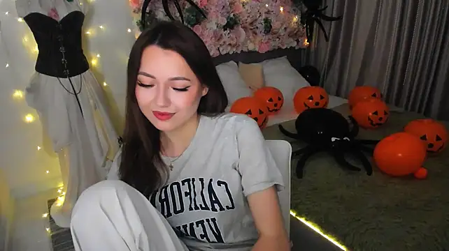 SereneFlame live cam on StripChat