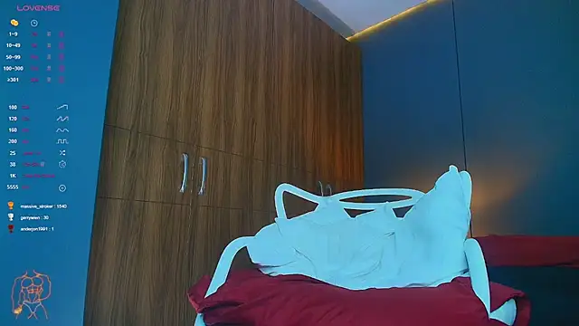 massimo_visconti live cam on StripChat
