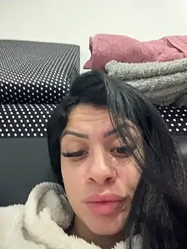 belababyy live cam on StripChat