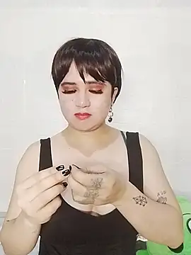 superhotshemale live cam on StripChat