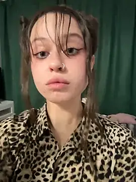 double_troubles live cam on StripChat