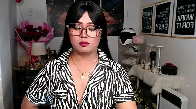 YourSweet-mich live cam on StripChat