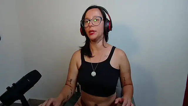 mahina84 live webcam