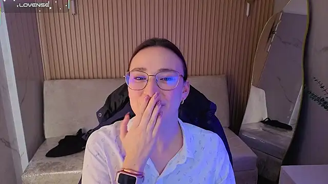 angel_bloom_cn live cam on StripChat