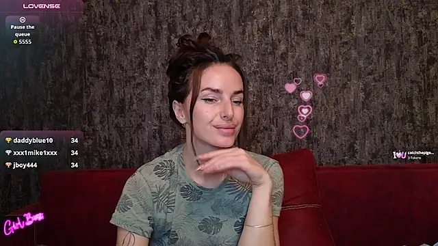 xx_adrihanna_xx live cam on StripChat