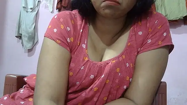 Pooja-suman live cam on StripChat