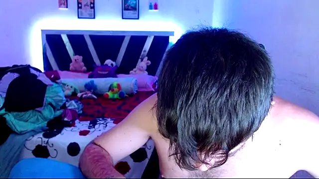 Sebasxxl12 live cam on StripChat