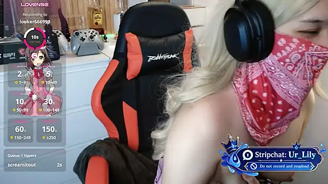 Ur_Lily live cam on StripChat