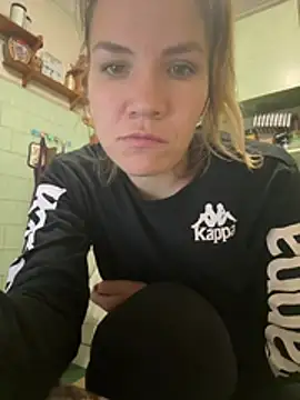Mia_Case live cam on StripChat