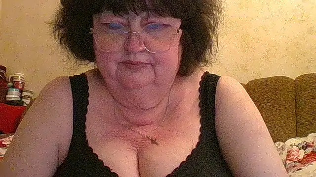 MilaSky5303 live cam on StripChat