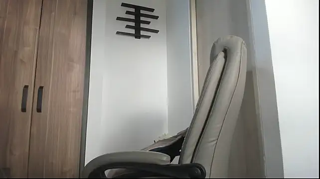 AliottTwink live cam