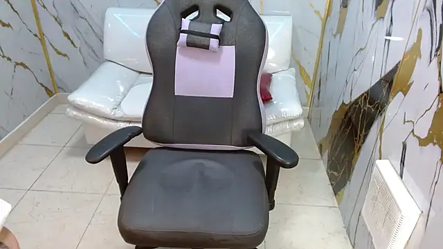 naomis_36