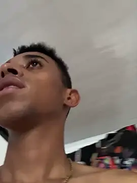 KreamK live sex cam
