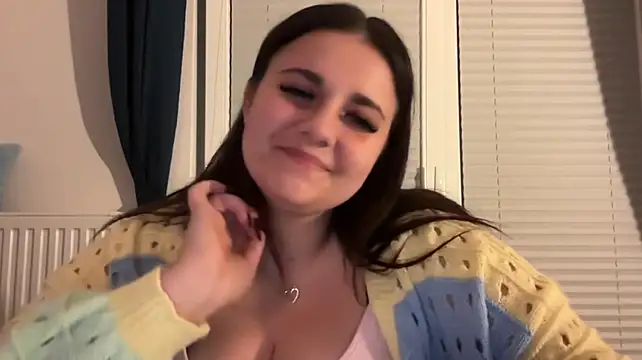 SandyFlowers live cam on StripChat