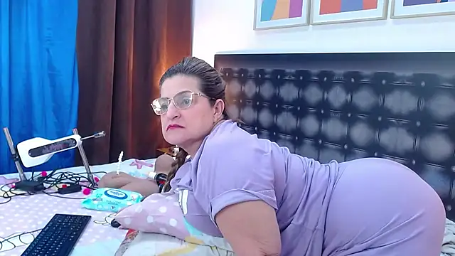 sandra_20 live cam on StripChat