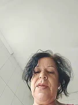 mariy522 live cam on StripChat
