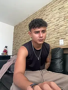 bob_petersonn live cam on StripChat