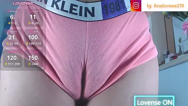 ana_studio live cam on StripChat