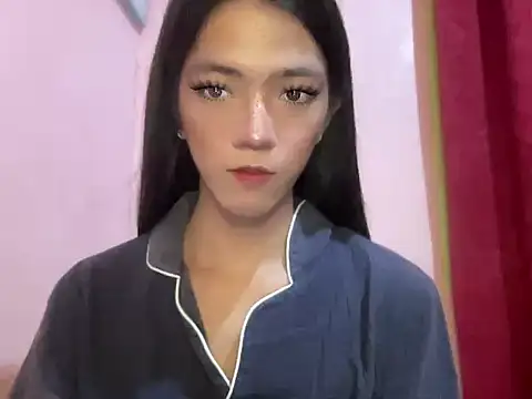 slimladyxoxo live cam on StripChat