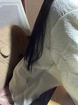 Mina048 live cam on StripChat