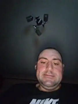 StrictBobby live cam on StripChat