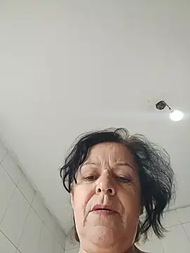 mariy522 live cam on StripChat