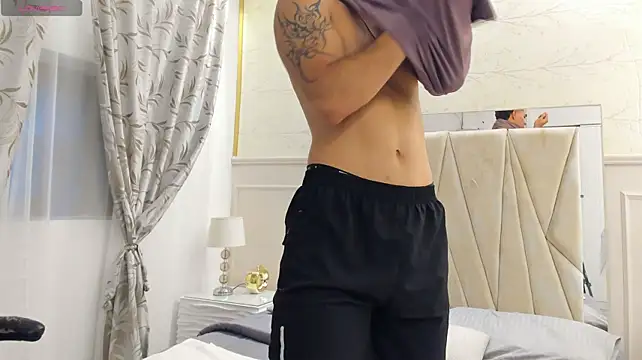 Adrien_Monteiro live cam