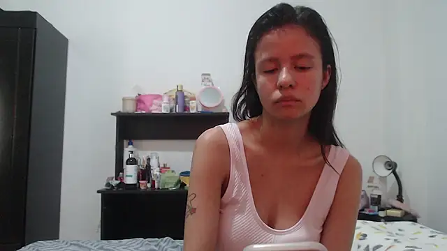 nathaly_jones_ live cam on StripChat