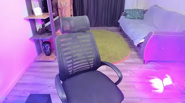 Rose-Baby live cam on StripChat