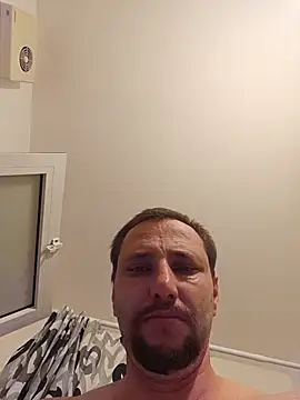 miki20677 (Ask my age) - like!!!  PAY