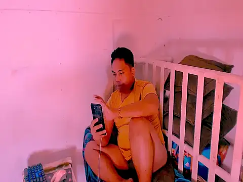 Hardking_69 on Stripchat