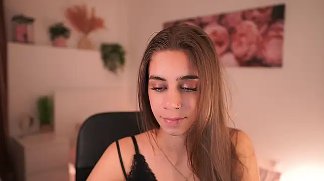 OliviaMoretti live cam on StripChat