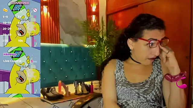 sabrina_dupont live cam on StripChat