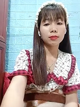 AmyLinee01 live cam on StripChat