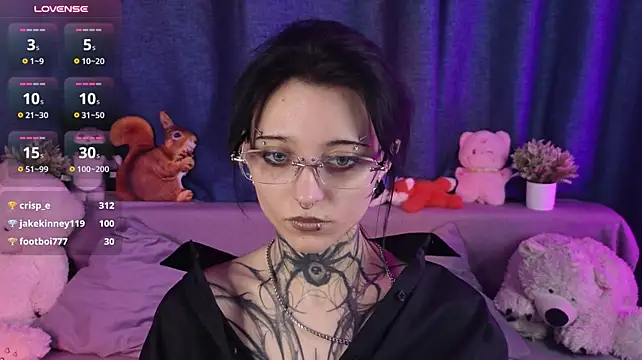 Neya_Lettee live cam on StripChat