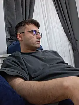 HugeTurkishCock live cam on StripChat