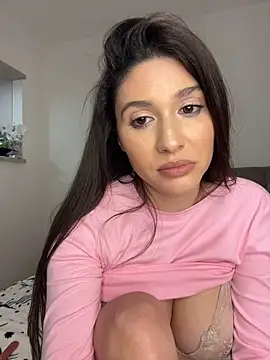 IrisBlues live cam on StripChat