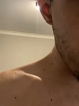 Ivis1999 live cam on StripChat