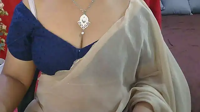 Mallu_Manisha