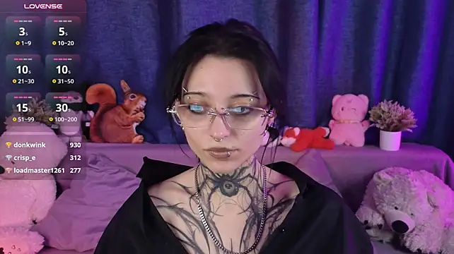 Neya_Lettee live cam on StripChat