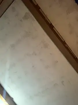 kiki1896 live cam on StripChat