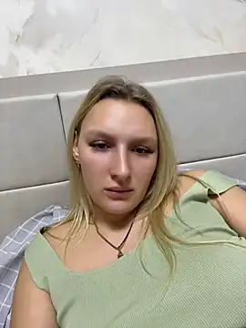 Kleo_Key live cam on StripChat