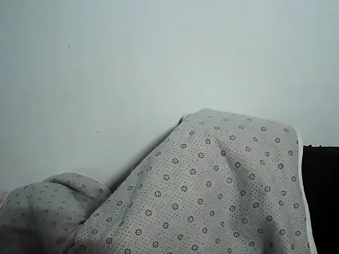 ana_2023 (F milf) - exposed breasts